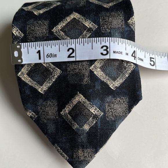 Haggar collections Pattern Tie ✝️ - Picture 9 of 13